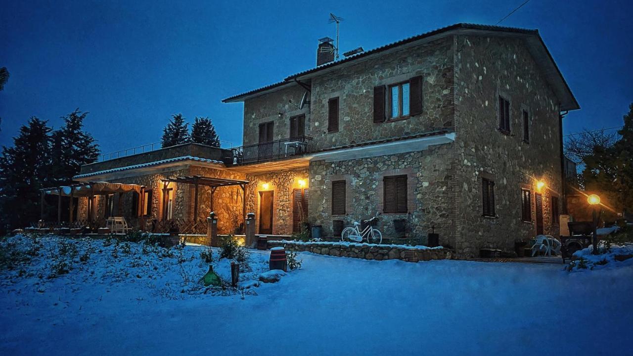 Agriturismo Il Casato Mag Villa ปีเอนซา ภายนอก รูปภาพ